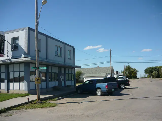 Vanscoy Hotel at Main Street and Rayburn Avenue