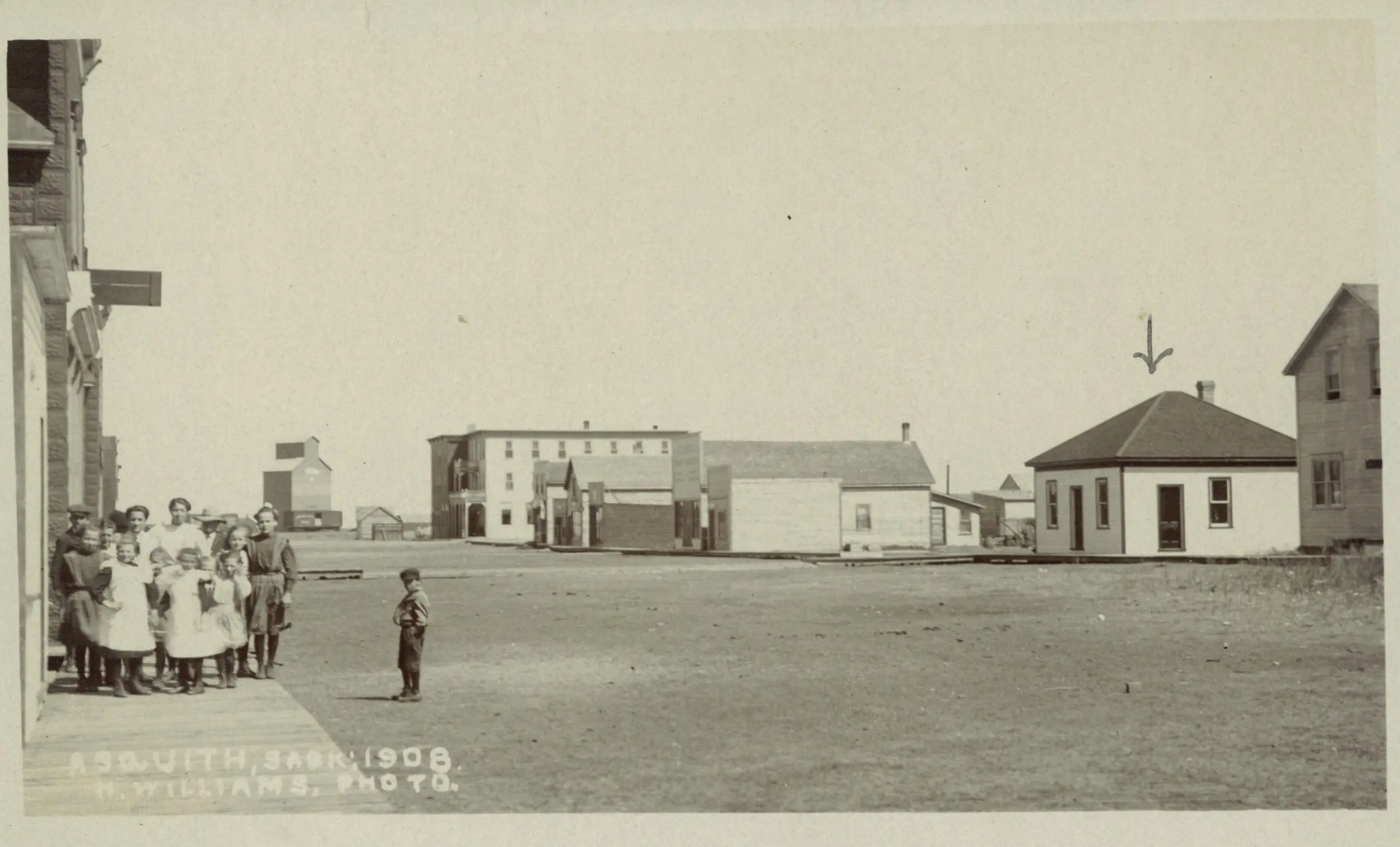Children on the street in Asquith